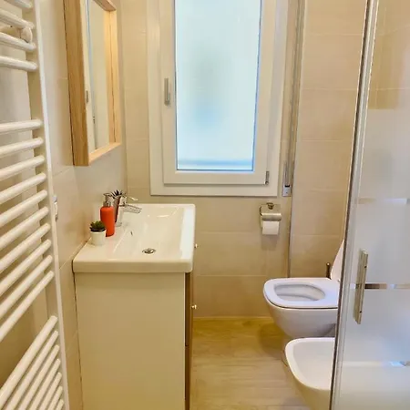 Modern * Modena