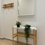Modern Apartment *