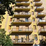 Modern * Modena